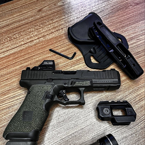 Ambidextrous & Subcompact Pistols